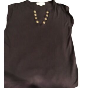 𝅺Micheal Kors black sleeveless V-neck top gold hardware size XL with stretch